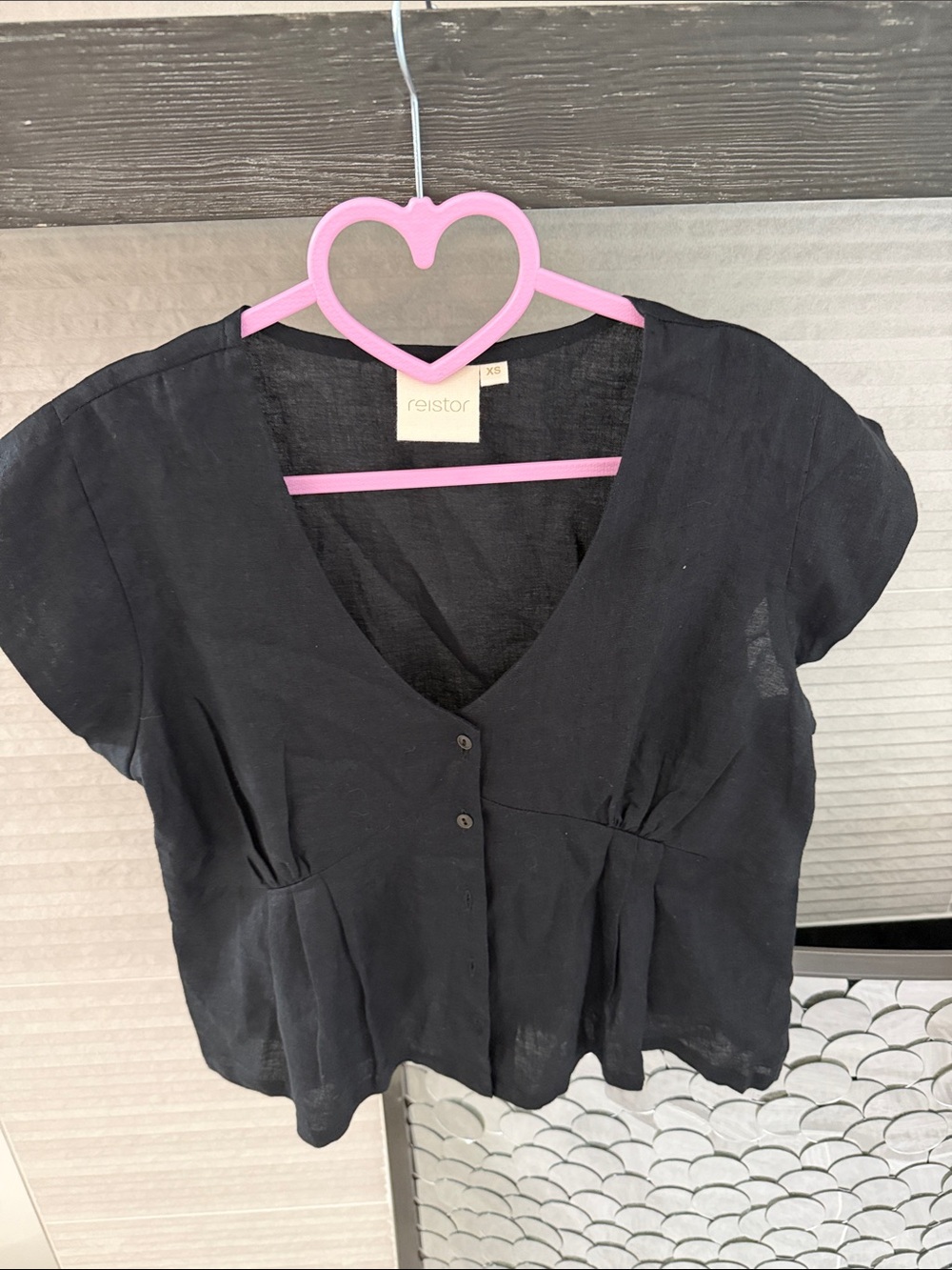 Reistor Black Short Sleeve V-Neck Button Blouse